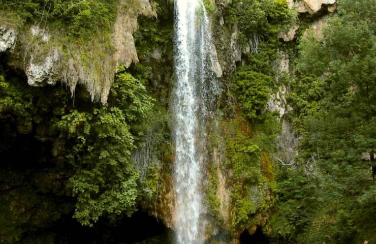 The Salles-la-Source waterfall