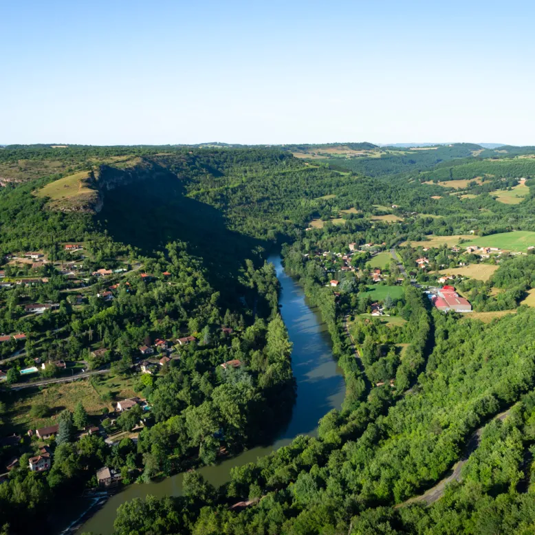 The Caussadeze site
