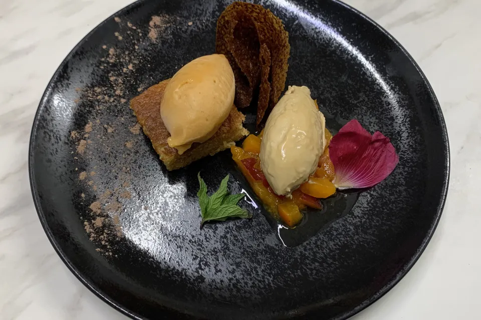 Un restaurant tenu par des épicuriens passionn ...